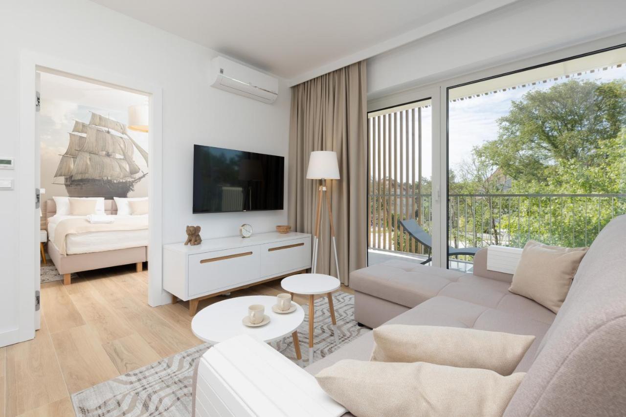 Apartament Przy Plazy Z Aneksem Kuchennym A 24 W Swinoujsciu Swinemünde Exterior foto